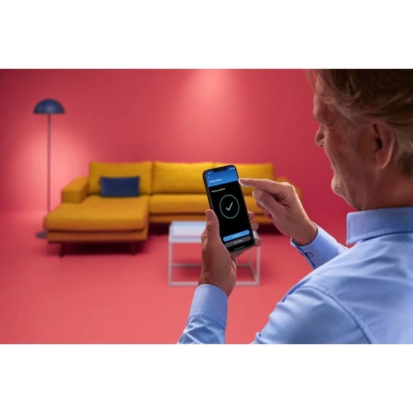 WiZ Colors LED Lampe P45 E27, LED-Lampe – Bild 4